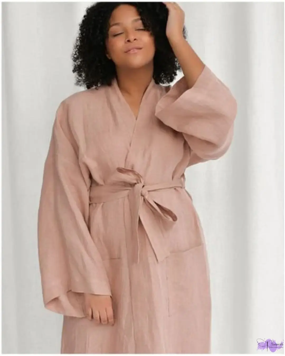 Bata de lino gaza rosa empolvado para mujer – producto artesanal